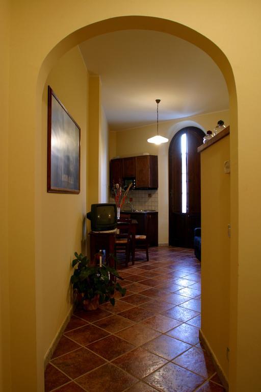 Palazzo Alle Mura Staggia Стая снимка